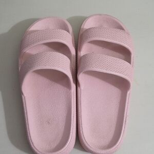 Victoria's Secret Light Pink Slippers